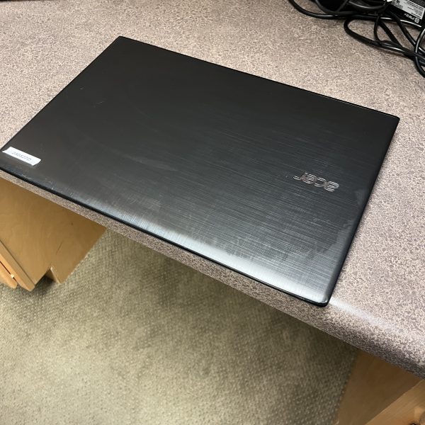Acer Aspire Laptop - Image 3