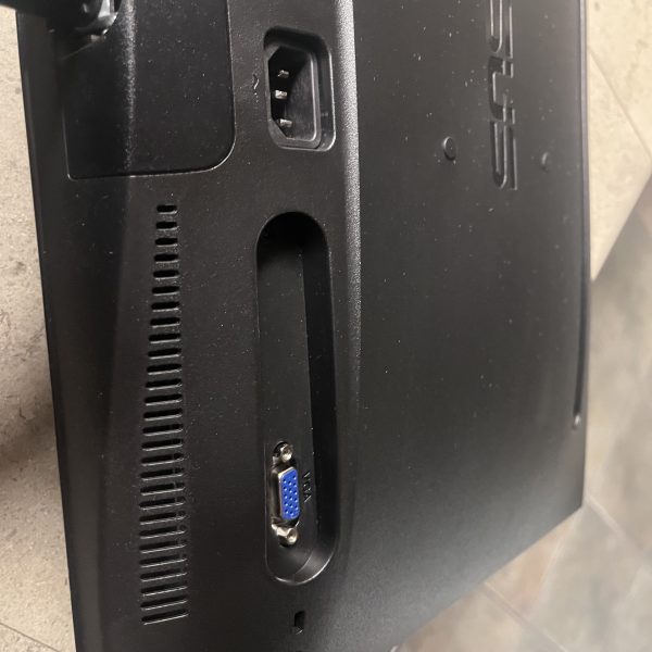 Asus 19 Inch Monitor - Image 2