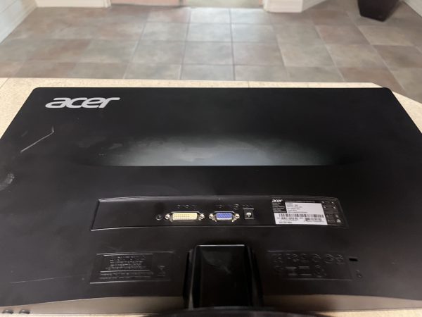 Acer 23 Inch Monitor - Image 3