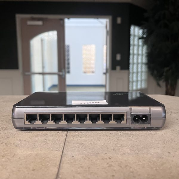 3Com 8 port switch - Image 2