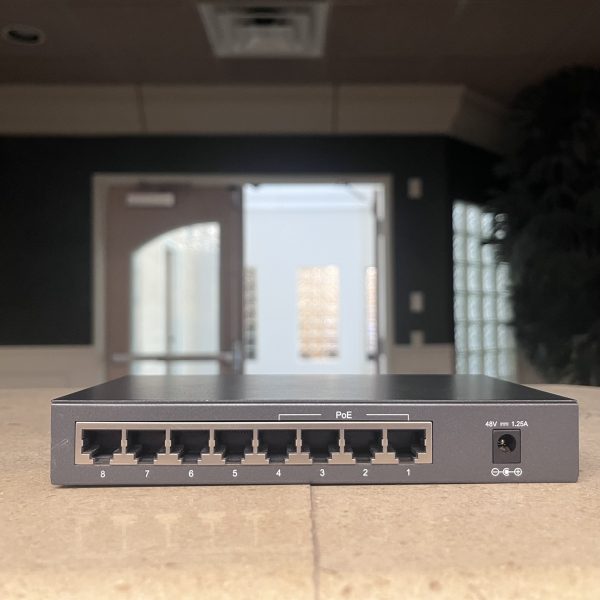 TP-link 8 port Switch - Image 2