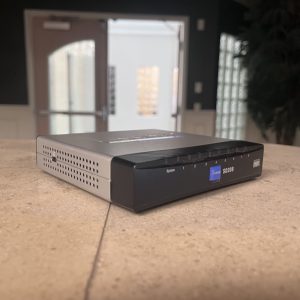 LinkSyS 8 port switch