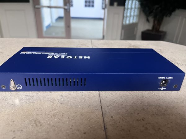 NetGear 8 port switch - Image 3